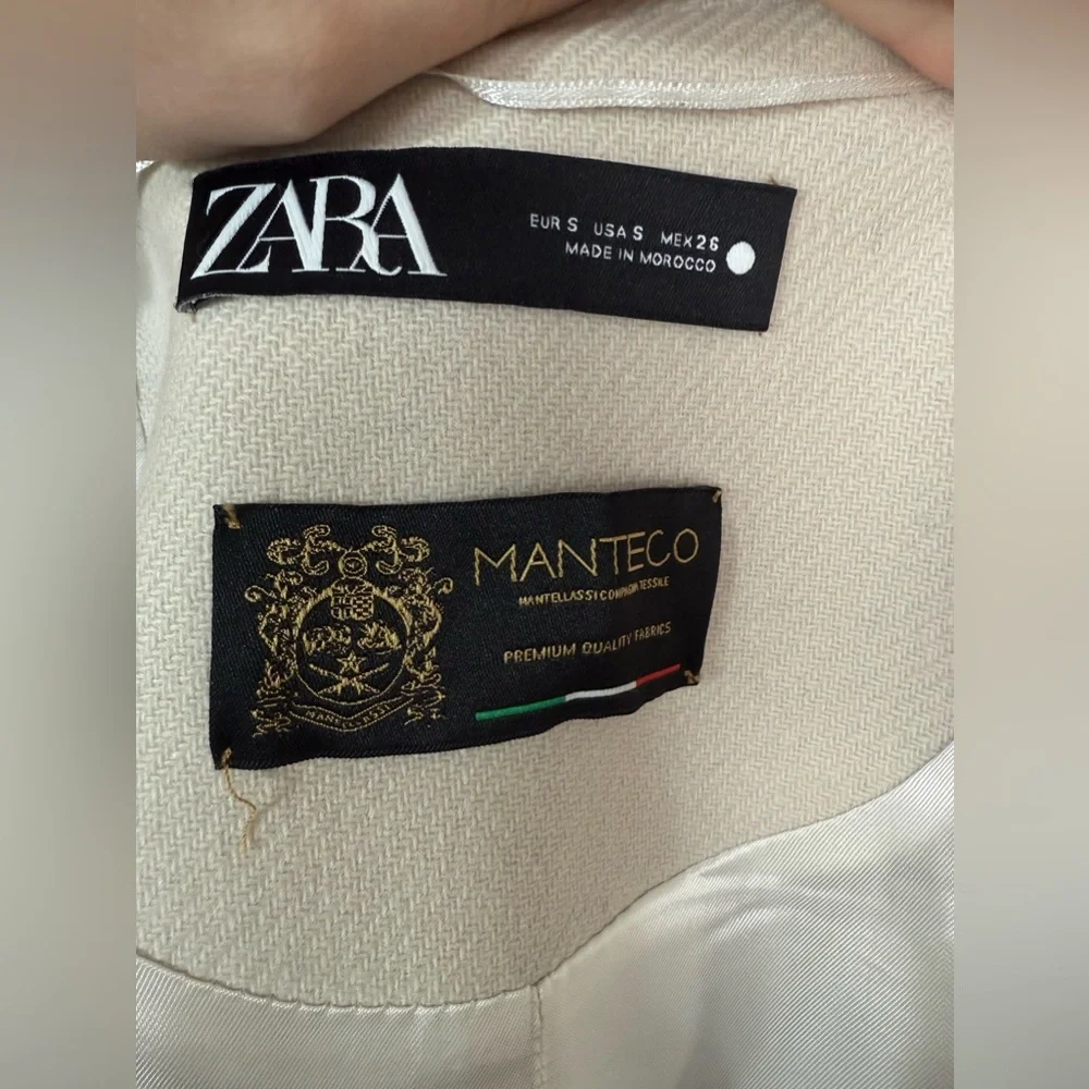 Zara premium quality beige wool coat with belt in size small
